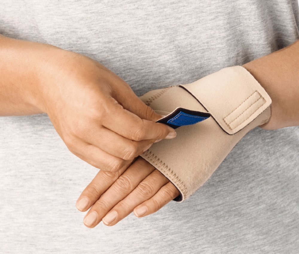 L&R ReadyWrap handschoen met adaptief compressiesysteem voor veneuze of lymfatische aandoeningen